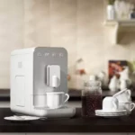 Expresso Broyeur SMEG BCC11WHMEU – Image 2